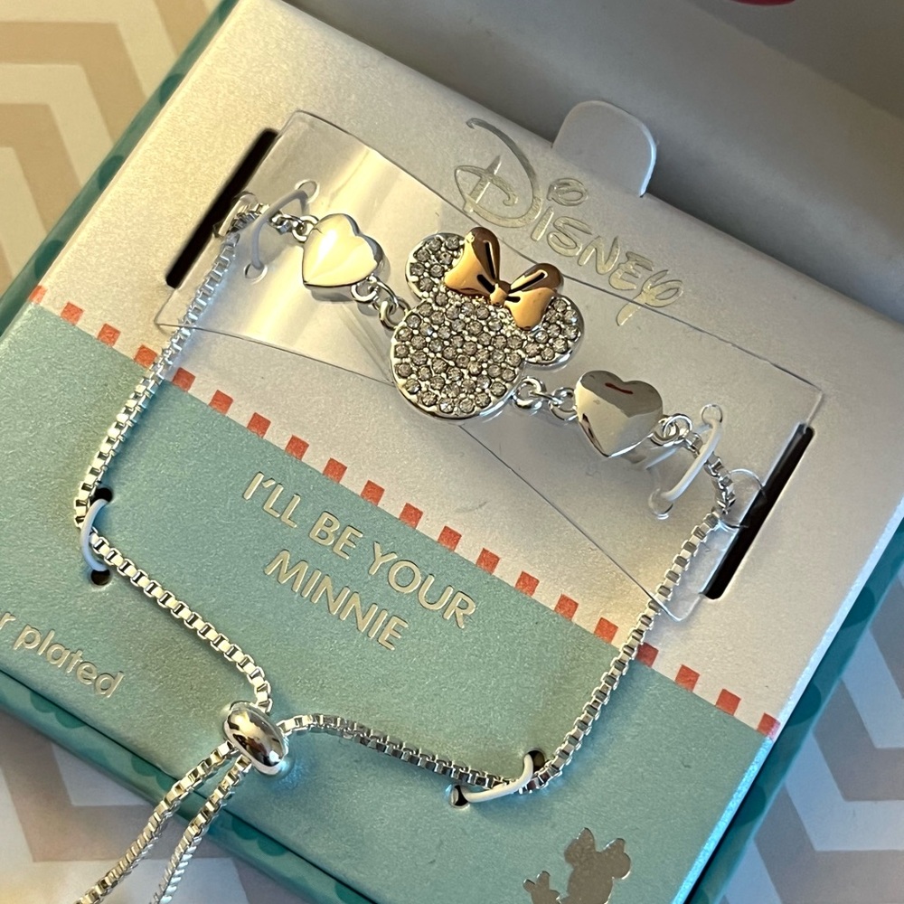 Disney ~ Minnie bracelet